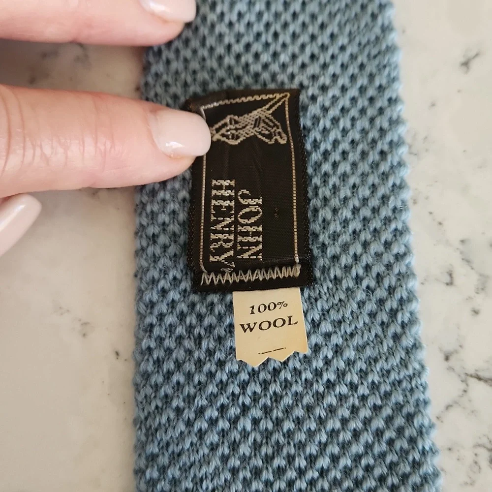 Vintage knit wool
